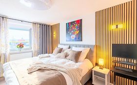 G.A.D.D Ferienwohnung/Glueck An Der Donau